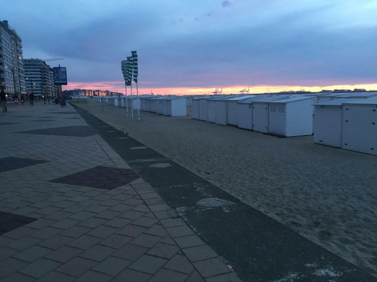 Vakantiehuis In Knokke-Heist Met Tuin En Parkeerplaats Exterior photo